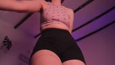 Snapshot of purple_opal chatting on December 2025 07:09:01 PM Vero online from Tuesday to Sunday online show from December 2025 07:09:01 PM