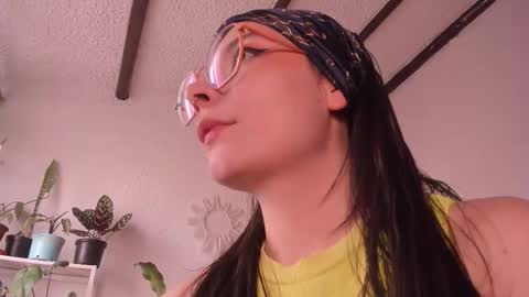 Snapshot of purple_opal chatting on February 2026 06:14:01 PM Vero online from Tuesday to Sunday online show from February 2026 06:14:01 PM