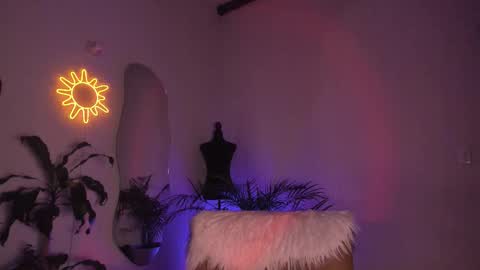 Snapshot of purple_opal chatting on February 2026 11:34:02 PM Vero online from Tuesday to Sunday online show from February 2026 11:34:02 PM