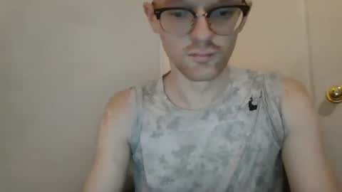 Snapshot of purple_swaggin_420 chatting on January 2025 12:54:01 AM purple_swaggin_420 online show from January 2025 12:54:01 AM