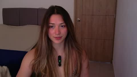 Snapshot of purpleluzzy chatting on July 2026 02:20:02 PM Lizzy online show from July 2026 02:20:02 PM