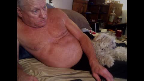 Snapshot of pussyeat2please chatting on December 2024 08:23:02 PM Rick online show from December 2024 08:23:02 PM