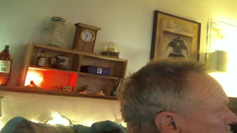 Snapshot of pussyeat2please chatting on February 2025 01:33:02 PM Rick online show from February 2025 01:33:02 PM