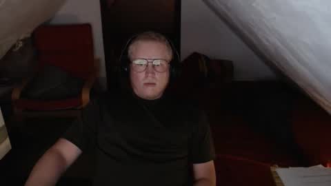 Snapshot of pussylovercb chatting on September 2025 08:31:02 PM pussylovercb online show from September 2025 08:31:02 PM