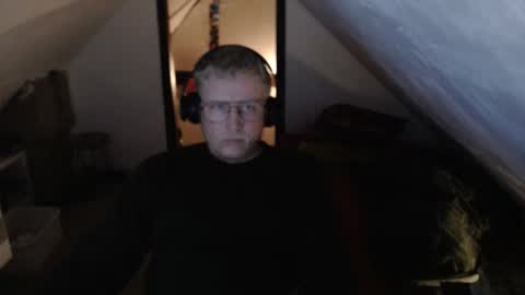 pussylovercb online show from April 2026 08:03:02 PM