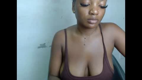 Snapshot of pussyxwetx chatting on June 2026 11:07:02 PM pussyxwetx online show from June 2026 11:07:02 PM