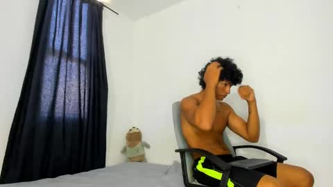 Snapshot of pyke_cum chatting on January 2025 06:09:02 PM pyke_cum online show from January 2025 06:09:02 PM