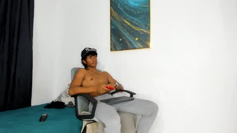 Snapshot of pyke_cum chatting on January 2025 12:45:01 AM pyke_cum online show from January 2025 12:45:01 AM