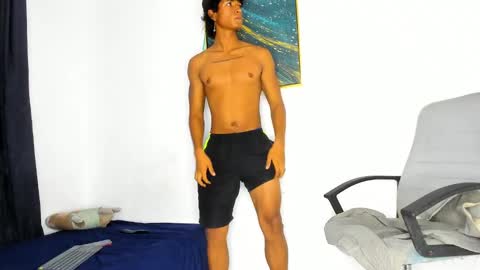 Snapshot of pyke_cum chatting on January 2025 11:03:01 AM pyke_cum online show from January 2025 11:03:01 AM