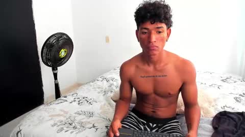 Snapshot of pyke_cum chatting on February 2025 01:48:01 PM pyke_cum online show from February 2025 01:48:01 PM