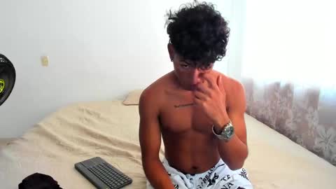 Snapshot of pyke_cum chatting on February 2025 12:25:02 PM pyke_cum online show from February 2025 12:25:02 PM