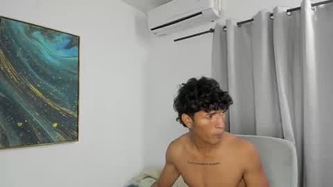 Snapshot of pyke_cum chatting on March 2025 03:13:01 AM pyke_cum online show from March 2025 03:13:01 AM