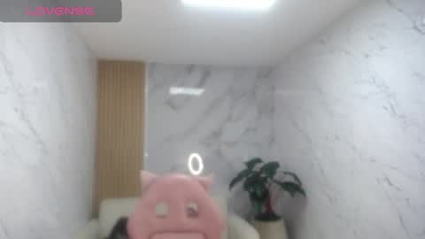 Snapshot of qetsyah_tf chatting on May 2026 01:51:01 PM Qetsyah online show from May 2026 01:51:01 PM