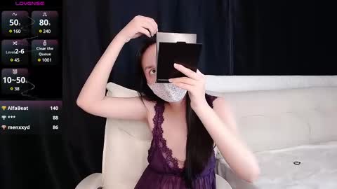 qianqian_ online show from February 2025 05:58:02 PM