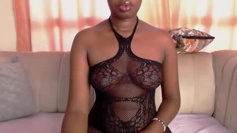 Snapshot of quaine_ryleighn chatting on September 2025 06:35:01 AM RYLEIGHN online show from September 2025 06:35:01 AM