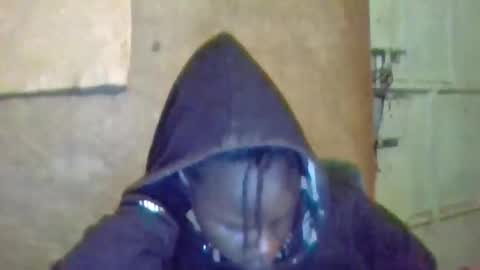 queen014 online show from November 2025 02:44:01 AM