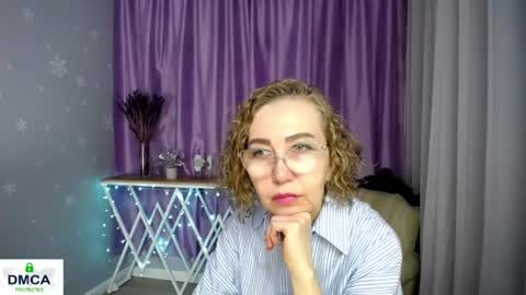 Snapshot of queen_a_n_i chatting on July 2026 08:07:02 AM A N I Ill be here on December 1st online show from July 2026 08:07:02 AM