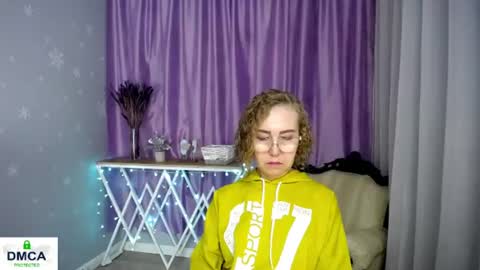 Snapshot of queen_a_n_i chatting on July 2026 12:22:01 PM A N I Ill be here on December 1st online show from July 2026 12:22:01 PM