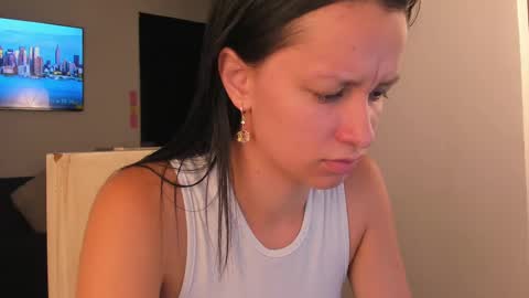 Snapshot of queen_andromeda chatting on March 2025 11:35:02 PM queen_andromeda online show from March 2025 11:35:02 PM