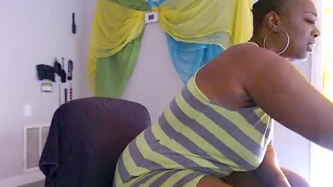 QnAnitaDix online show from June 2026 07:04:01 PM