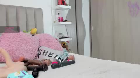  QUEEN ANTONELLA  online show from September 2025 02:39:02 PM