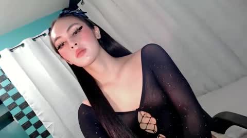 Snapshot of queen_danaya chatting on April 2026 12:23:01 AM queen_danaya online show from April 2026 12:23:01 AM