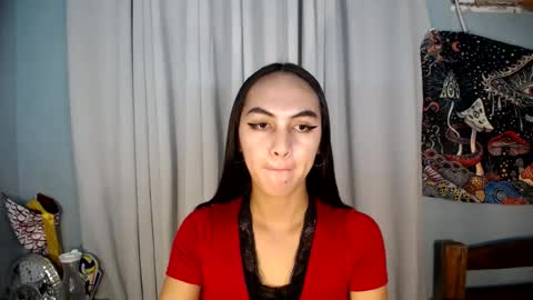 Snapshot of queen_danaya chatting on June 2026 01:27:01 AM queen_danaya online show from June 2026 01:27:01 AM