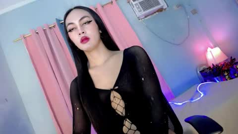 Snapshot of queen_danaya chatting on July 2026 07:30:01 PM queen_danaya online show from July 2026 07:30:01 PM