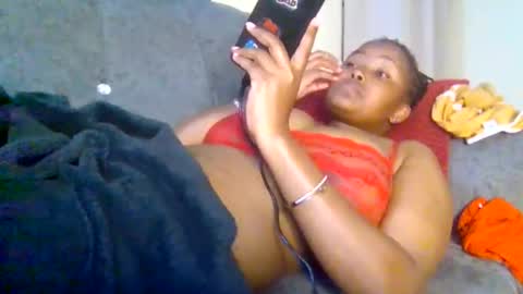 queen_doli online show from May 2026 12:18:01 AM