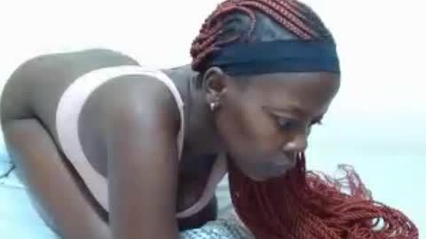 Snapshot of queen_ema chatting on June 2026 06:39:01 PM queen ema online show from June 2026 06:39:01 PM