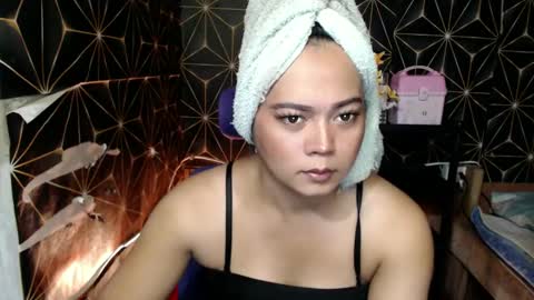 queen_ennah online show from January 2025 08:13:02 AM