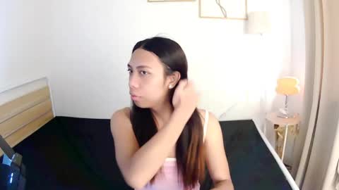 Snapshot of queen_gia chatting on April 2026 12:53:01 AM queen_gia online show from April 2026 12:53:01 AM