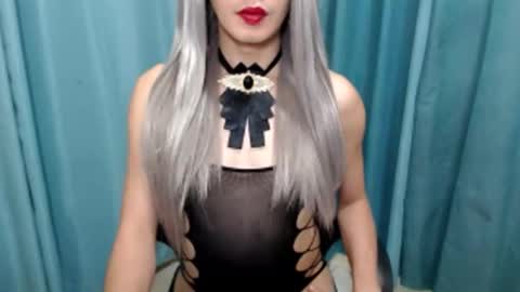 Snapshot of queen_lucifer chatting on December 2025 06:38:01 PM Queen Lucifer online show from December 2025 06:38:01 PM