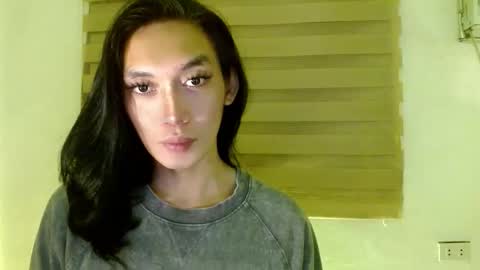 Snapshot of queen_lucifer chatting on January 2026 06:24:02 PM Queen Lucifer online show from January 2026 06:24:02 PM