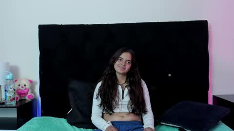 queen_misy online show from April 2026 08:42:02 PM