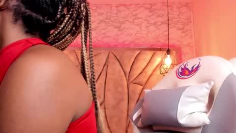 Snapshot of queen_perla_ chatting on February 2025 06:29:02 PM online show from February 2025 06:29:02 PM