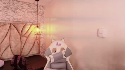 Snapshot of queen_perla_ chatting on November 2025 11:53:02 AM online show from November 2025 11:53:02 AM