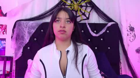 queen_salomme online show from October 2025 11:43:02 AM
