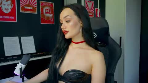 Your world and the universe Aliss online show from September 2025 04:35:01 AM