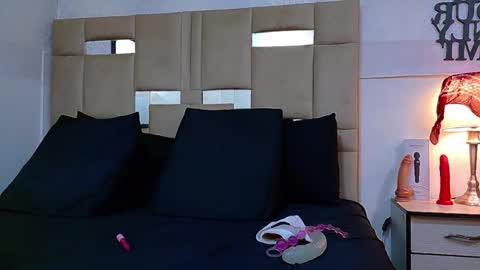 QUEENJEENN online show from March 2026 08:09:01 PM