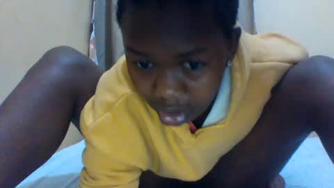 Snapshot of queenleona61 chatting on June 2026 04:15:02 AM queenleona61 online show from June 2026 04:15:02 AM