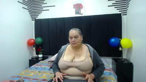 VickyBoobss online show from November 2025 01:21:02 PM