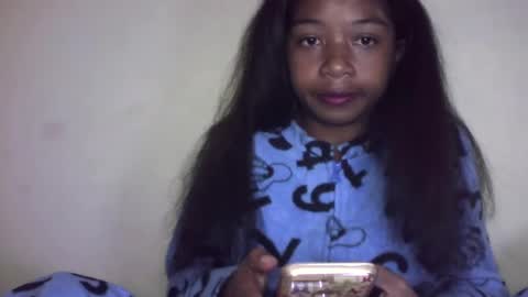 queennaya online show from July 2026 08:11:01 PM