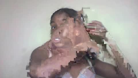 queennaya online show from July 2026 09:50:02 PM