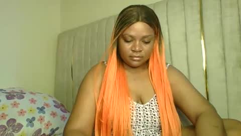 Snapshot of queenofsouls chatting on January 2025 06:03:01 AM . online show from January 2025 06:03:01 AM