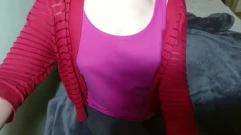 Snapshot of queenoftenderness chatting on January 2026 08:01:02 PM queenoftenderness online show from January 2026 08:01:02 PM