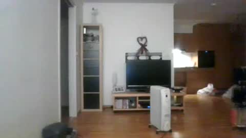 queenofthenights online show from February 2026 08:50:01 PM