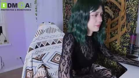 Snapshot of queenofwandss chatting on July 2026 09:39:02 PM follow my new insta online show from July 2026 09:39:02 PM
