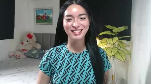 QueenPinay69 online show from October 2025 05:16:01 AM