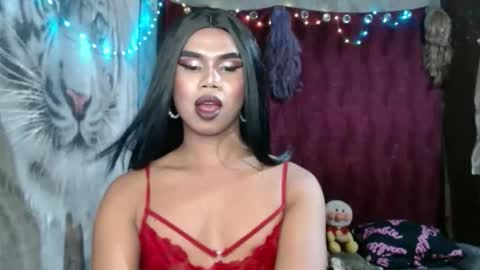 Snapshot of queenpinayebony_xx chatting on April 2026 03:47:01 PM queenpinayebony_xx online show from April 2026 03:47:01 PM